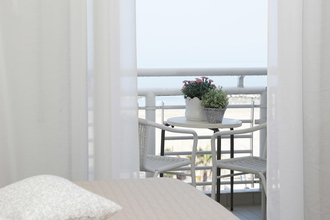 Hotel Lungomare Cattolica Eksteriør bilde